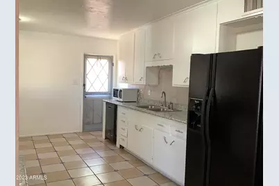 8422 E Thomas Road, Scottsdale, AZ 85251 - Photo 9