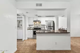 12123 W Bell Rd, Surprise, AZ 85378 - Photo 15