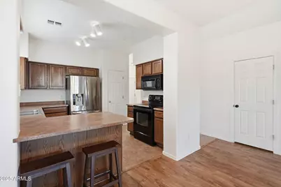 525 N Miller Road #163, Scottsdale, AZ 85257 - Photo 9