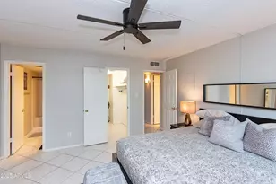 4201 E Camelback Rd, Phoenix, AZ 85018 - Photo 11