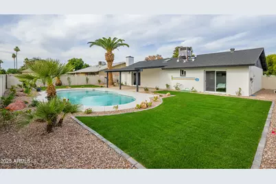 1985 E Carson Drive, Tempe, AZ 85282 - Photo 29