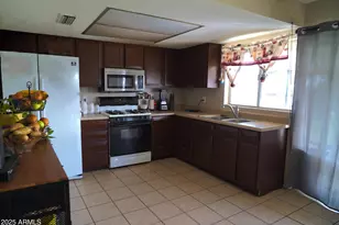 8933 W Roma Ave, Phoenix, AZ 85037 - Photo 7