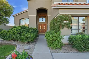 1819 E Catamaran Dr, Gilbert, AZ 85234 - Photo 7