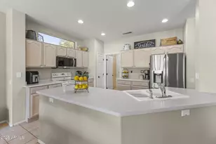 15555 W Coral Pointe Dr, Surprise, AZ 85374 - Photo 13