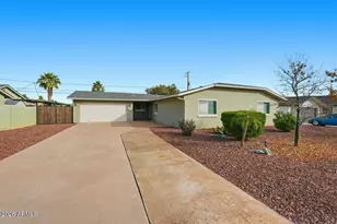 2934 E Shangri La Rd, Phoenix, AZ 85028 - Photo 11