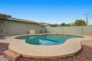 2934 E Shangri La Rd, Phoenix, AZ 85028 - Photo 47