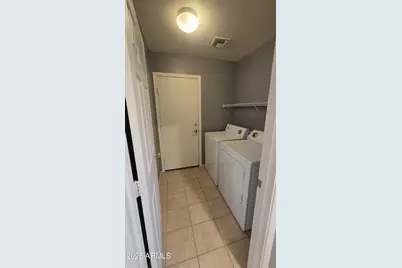 2544 E Meadow Mist Lane, San Tan Valley, AZ 85140 - Photo 17