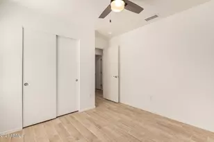 929 E Saragosa St, Chandler, AZ 85225 - Photo 9