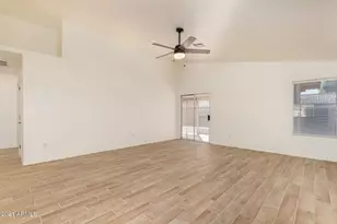 929 E Saragosa St, Chandler, AZ 85225 - Photo 3