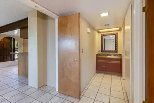 7557 N Dreamy Draw Dr, Phoenix, AZ 85020 - Photo 63