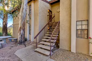 7557 N Dreamy Draw Dr, Phoenix, AZ 85020 - Photo 29