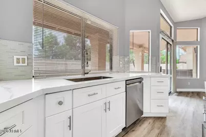 205 E Stacey Lane, Tempe, AZ 85284 - Photo 11