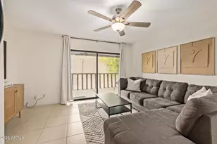 8649 E Royal Palm Rd, Scottsdale, AZ 85258 - Photo 7