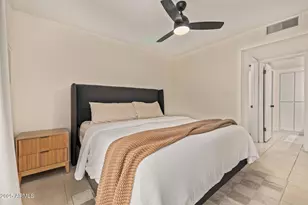 8649 E Royal Palm Rd, Scottsdale, AZ 85258 - Photo 11