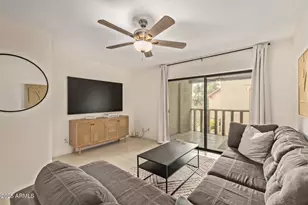 8649 E Royal Palm Rd, Scottsdale, AZ 85258 - Photo 9