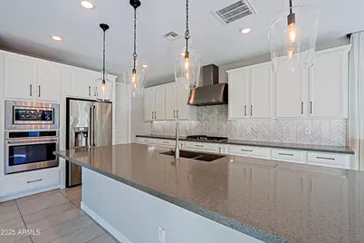 7453 W Maya Way, Peoria, AZ 85383 - Photo 7