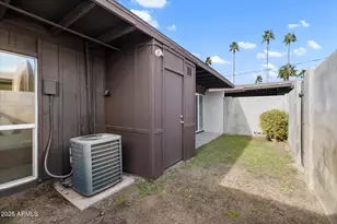 1450 E Bethany Home Rd, Phoenix, AZ 85014 - Photo 21