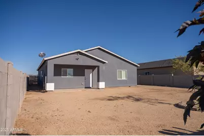 21605 W Laura Street, Wittmann, AZ 85361 - Photo 3