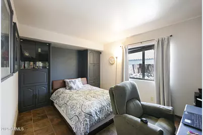 8362 W Michelle Drive, Peoria, AZ 85382 - Photo 19