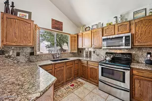 8362 W Michelle Dr, Peoria, AZ 85382 - Photo 11