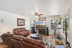 8362 W Michelle Dr, Peoria, AZ 85382 - Photo 5