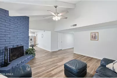 836 W Laguna Azul Avenue, Mesa, AZ 85210 - Photo 9