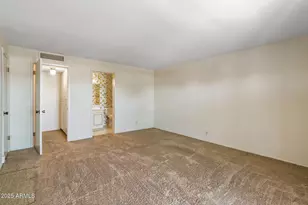 7706 E Chaparral Rd, Scottsdale, AZ 85250 - Photo 23