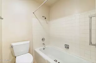 7706 E Chaparral Rd, Scottsdale, AZ 85250 - Photo 15