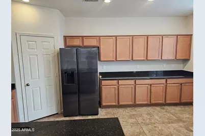 215 N 198th Drive, Buckeye, AZ 85326 - Photo 7