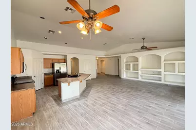 2538 W Maldonado Road, Phoenix, AZ 85041 - Photo 5