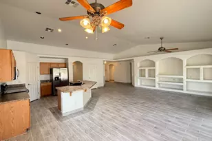 2538 W Maldonado Rd, Phoenix, AZ 85041 - Photo 5