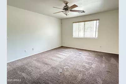 2538 W Maldonado Road, Phoenix, AZ 85041 - Photo 11