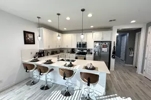 4319 N 93rd Ln, Phoenix, AZ 85037 - Photo 9