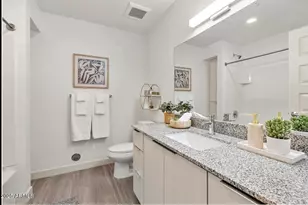 9275 N 29th Ave, Phoenix, AZ 85051 - Photo 9