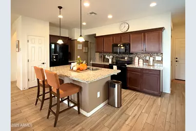 16813 S 178th Drive, Goodyear, AZ 85338 - Photo 3