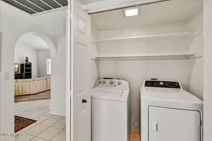 9404 W Morrow Dr, Peoria, AZ 85382 - Photo 15