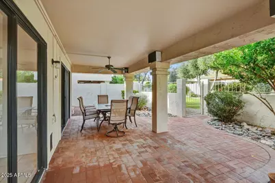 9404 W Morrow Drive, Peoria, AZ 85382 - Photo 17