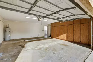 9404 W Morrow Dr, Peoria, AZ 85382 - Photo 17