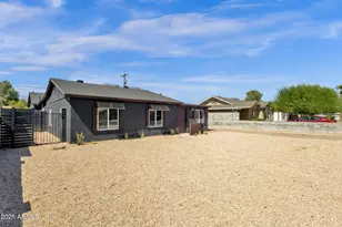 1012 E Pierson St, Phoenix, AZ 85014 - Photo 9