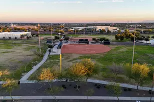 23566 N 167th Ln, Surprise, AZ 85387 - Photo 51