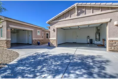 23566 N 167th Lane, Surprise, AZ 85387 - Photo 3