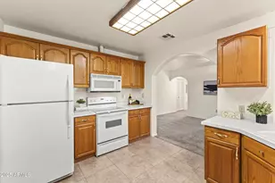 10307 W Sutters Gold Ln, Sun City, AZ 85351 - Photo 13