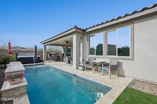 17877 W Thistle Landing Dr, Goodyear, AZ 85338 - Photo 3