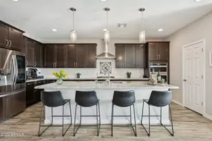 17877 W Thistle Landing Dr, Goodyear, AZ 85338 - Photo 7