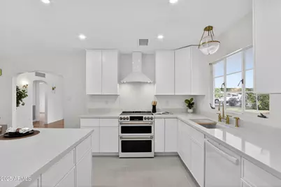 1426 S Grandview Drive, Tempe, AZ 85281 - Photo 3