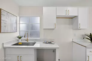 1426 S Grandview Dr, Tempe, AZ 85281 - Photo 17