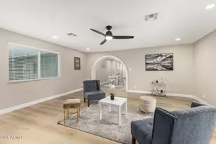 2011 N 51st Dr, Phoenix, AZ 85035 - Photo 9