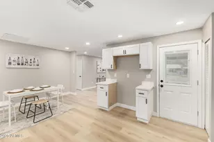 2011 N 51st Dr, Phoenix, AZ 85035 - Photo 13