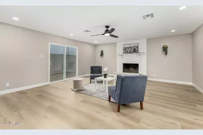 2011 N 51st Drive, Phoenix, AZ 85035 - Photo 7