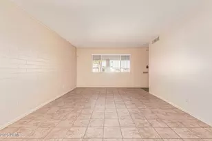 11811 N Desert Hills Dr W, Sun City, AZ 85351 - Photo 7